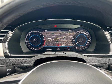 2018 Volkswagen Passat - thumbnail 12