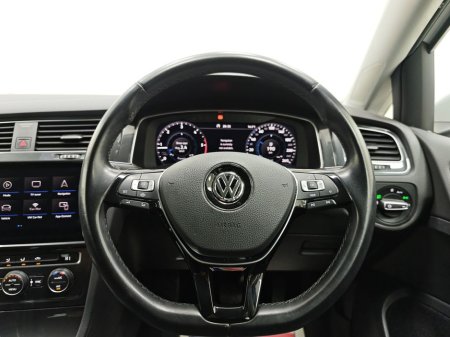 2019 Volkswagen Golf 2.0 TDI Automatic €22,995 thumbnail