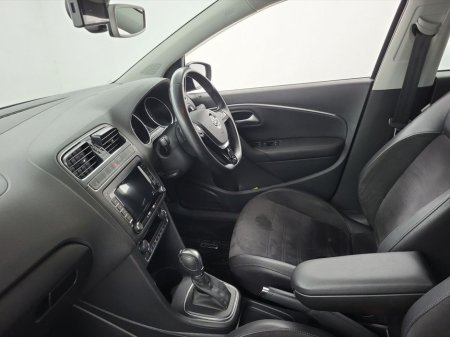 2017 Volkswagen Polo - thumbnail 4