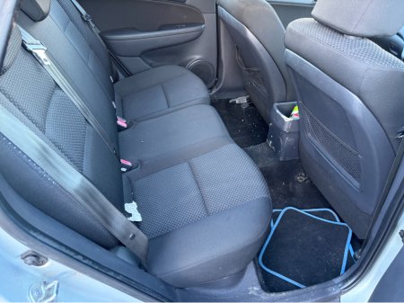 2010 Hyundai i30 - thumbnail 6