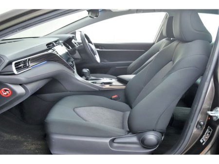 2017 Toyota Camry 2.5 HYBRID *PARK SENSORS*REVERSE CAM* €19,890 thumbnail