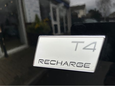 2023 Volvo XC40 - thumbnail 29