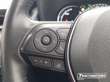 2024 Toyota Rav4 HYBRID LUNA €39,999 thumbnail