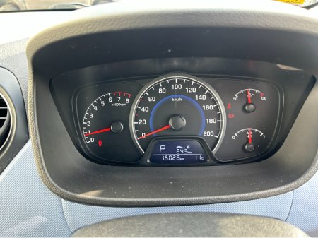 2015 Hyundai i10 - thumbnail 9