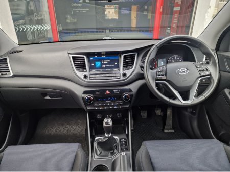 2017 Hyundai Tucson - thumbnail 27