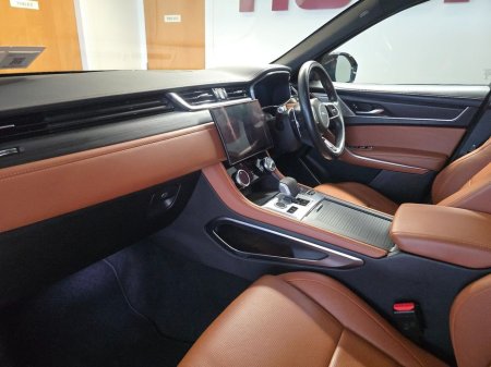 2021 Jaguar F-Pace P400e AWD R DYNAMIC PHEV HYBRID BLACK PACK €42,500 thumbnail