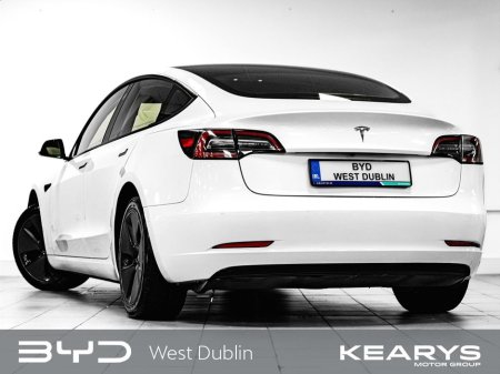 2021 Tesla Model 3 RWD €23,890 thumbnail