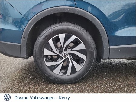 2025 Volkswagen Tiguan AUTO EDITION 75 2.0 TDI 150HP €48,950 thumbnail