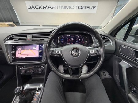 2019 Volkswagen Tiguan - thumbnail 24