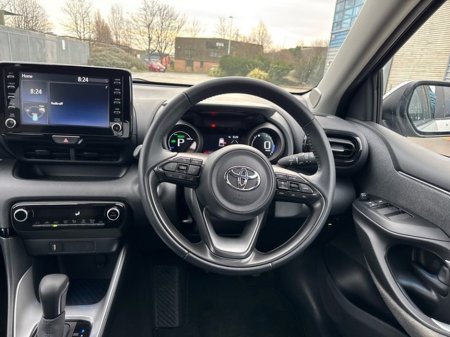 2021 Toyota Yaris - thumbnail 9