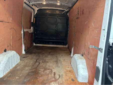 2022 Ford Transit - thumbnail 4