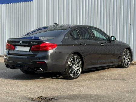 2018 BMW 5 Series - thumbnail 6