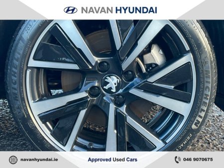 2023 Peugeot 208 Electric 136bhp (50 kWh) GT €19,950 thumbnail