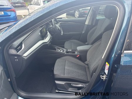 2023 Skoda Octavia Style 2.0TDI 115HP DSG With Extras €33,750 thumbnail