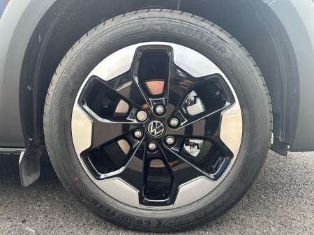 2025 Volkswagen Transporter  €42,475 thumbnail