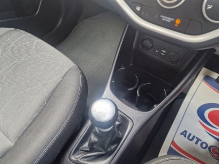 2016 Kia Picanto - thumbnail 12