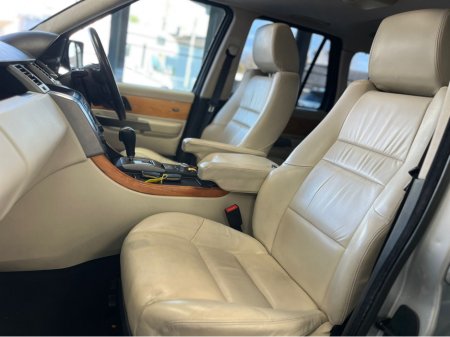 2008 Land Rover Range Rover SPORT TDV6 HSE*** Massive Service History*** €9,900 thumbnail