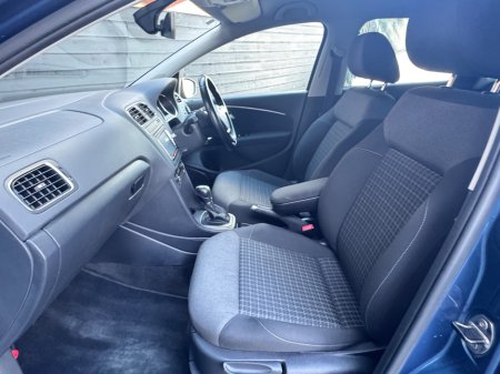 2016 Volkswagen Polo - thumbnail 10