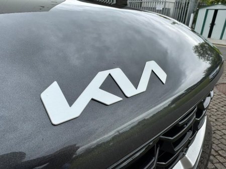 2025 Kia Sorento PHEV PE SEM 5DR AUTO €61,950 thumbnail