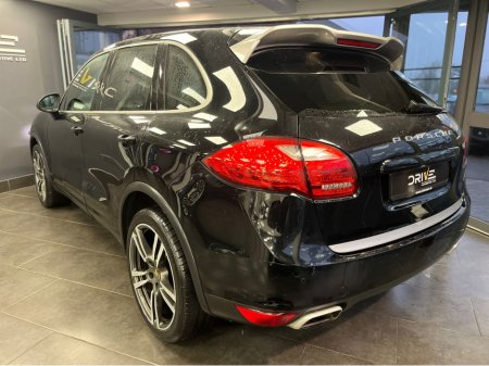 2014 Porsche Cayenne 3.0 D V6 PLATINUM EDITION €27,900 thumbnail