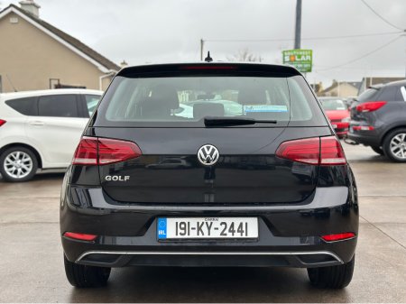 2019 Volkswagen Golf SE NAV TDI 1.6 S 90PS 5DR thumbnail