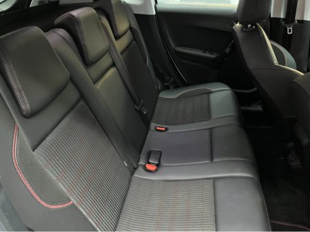 2017 Peugeot 2008 €12950 2017 PEUGEOT 2008 GT LINE 1.2 AUTOMATIC / CRUISE CONTROL / REVERSE CAMERA AND MORE €12,950 thumbnail