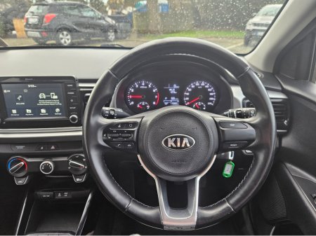 2018 Kia Rio - thumbnail 4