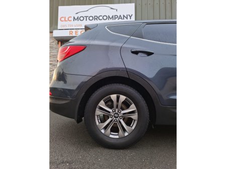 2015 Hyundai Santa Fe 2.2 CRDi 2WD Comfort €9,950 thumbnail