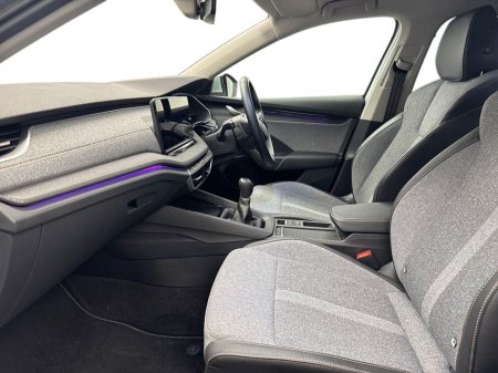 2025 Skoda Octavia - thumbnail 2