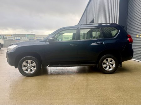 2018 Toyota Landcruiser - thumbnail 4