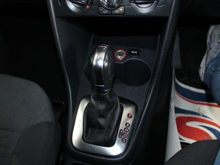 2012 Volkswagen Polo - thumbnail 18