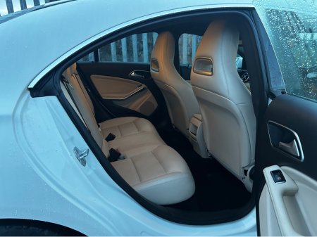 2016 Mercedes-Benz CLA Class 200 D URBAN 4DR €17,995 thumbnail