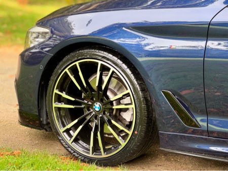 2019 BMW 5 Series - thumbnail 47