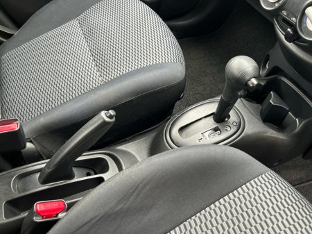 2013 Nissan Micra - thumbnail 10