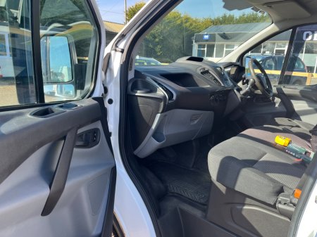 2017 Ford Transit Custom - thumbnail 8