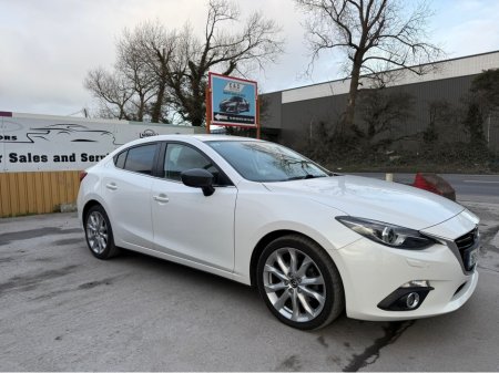 2016 Mazda Mazda3 2.2 D 150PS PLATINUM BL I 4 4DR €8,999 thumbnail