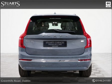 2023 Volvo XC90 - thumbnail 8