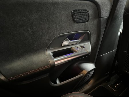 2022 Mercedes-Benz EQA - thumbnail 15