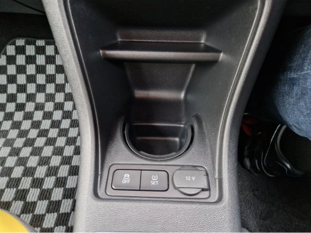 2018 Volkswagen up! HIGHLINE 1.0 PETROL AUTOMATIC 5DR thumbnail