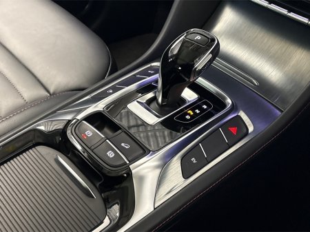 2023 MG HS EXCLUSIVE PHEV AUTO**PANORAMIC ROOF**DIGITAL DASH**TOUCH SCREEN APPLE CAR PLAY**MULTIFUNCTIONAL STEERING WHEEL**HEATED LEATHER SEATS**ELECTRIC SEATS**ELECTRIC FOLDING MIRRORS**ELECTRIC TAILGATE** €27,995 thumbnail