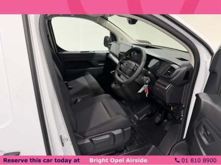 2026 Opel Vivaro 1.5 Diesel Komfort €34,950 thumbnail