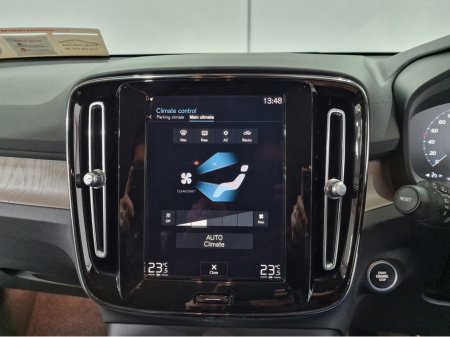 2021 Volvo XC40 - thumbnail 23