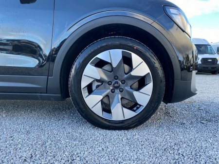 2026 Ford Explorer Premium 77KWh Driver assistance pack thumbnail