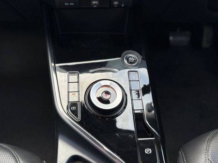 2025 Kia Niro - thumbnail 18