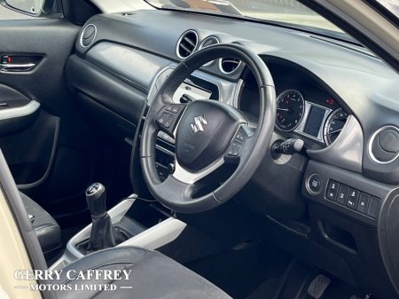 2016 Suzuki Vitara - thumbnail 7