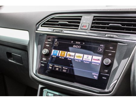 2018 Volkswagen Tiguan - thumbnail 17