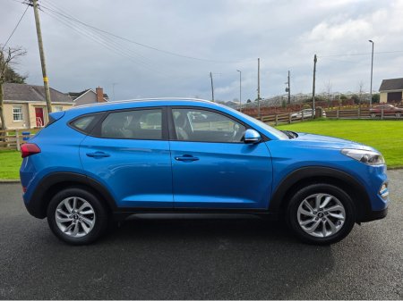 2017 Hyundai Tucson SE NAV B-DRIVE 2WD CRDI BLUE DRIVE €12,950 thumbnail
