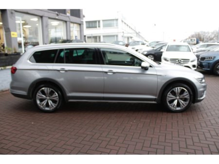 2020 Volkswagen Passat 2.0TDI 150BHP ALLTRACK EDITION 5DR ESTATE AUTOMATIC // STUNNING CAR WITH ONLY 70, 000 KMS // BUY WITH CONFIDENCE AA AND SIMI APPROVED DEALER 2025 // FINANCE ARRANGED // ALL TRADE INS WELCOME // €29,950 thumbnail