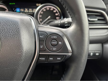 2020 Toyota Camry - thumbnail 21