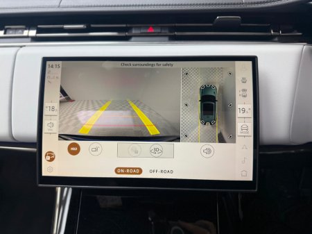 2025 Land Rover Range Rover Sport AUTOBIOGRAPHY €137,990 thumbnail